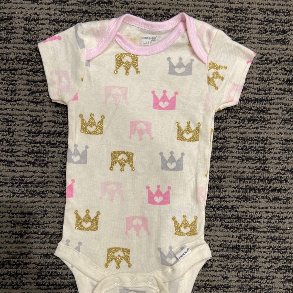 Onesie brand onesie
